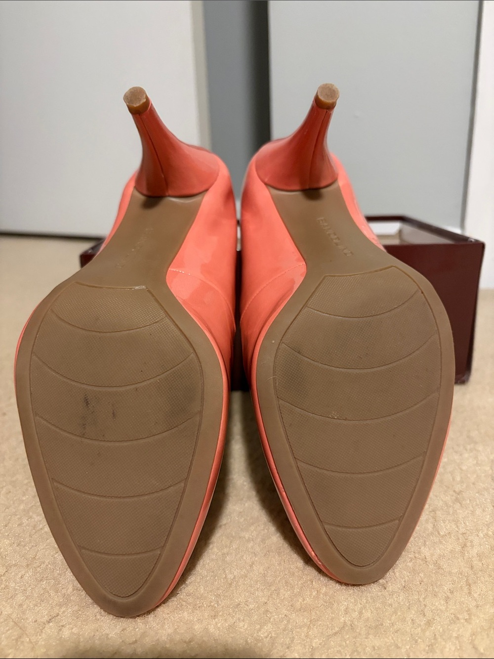 Bandolino Coral-Pink Patent Mid Heel Pumps - Picture 5 of 7